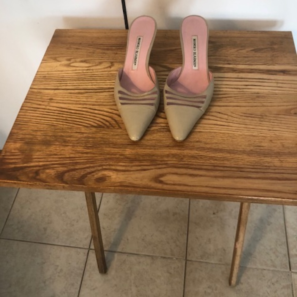 MANOLO BLAHNIK 2" SLIP ONS